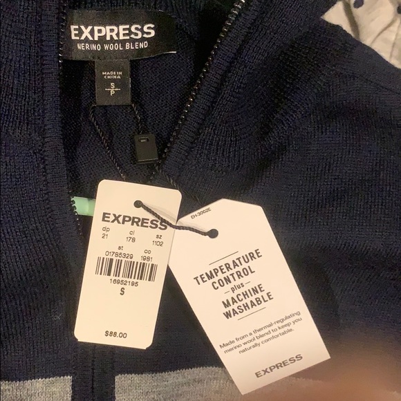 Express small merino wool blend sweater NEW blue white - Picture 3 of 3